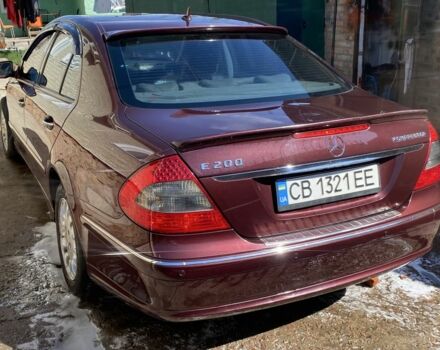Червоний Мерседес 200, об'ємом двигуна 1.8 л та пробігом 203 тис. км за 3800 $, фото 1 на Automoto.ua