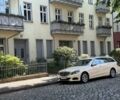 Желтый Мерседес 200, объемом двигателя 2.1 л и пробегом 270 тыс. км за 13600 $, фото 1 на Automoto.ua
