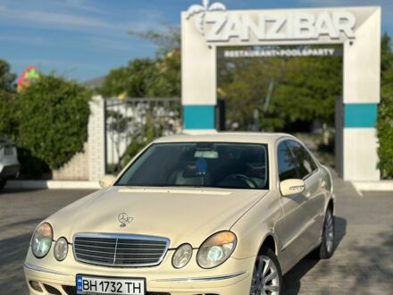 Мерседес 200 2005 у Измаиле на Automoto.ua Жовтий Мерседес 200, об'ємом двигуна 2 л та пробігом 462 тис. км за 4500 $, фото 1 на Automoto.ua