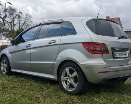 Серый Мерседес 200, объемом двигателя 2 л и пробегом 332 тыс. км за 6500 $, фото 11 на Automoto.ua