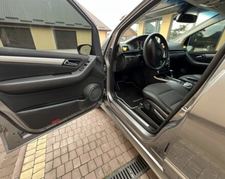 Сірий Мерседес 200, об'ємом двигуна 2 л та пробігом 276 тис. км за 7100 $, фото 7 на Automoto.ua