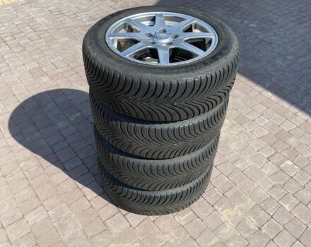 Сірий Мерседес 200, об'ємом двигуна 2 л та пробігом 276 тис. км за 7100 $, фото 6 на Automoto.ua