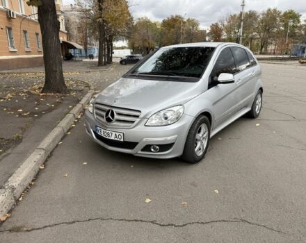 Серый Мерседес 200, объемом двигателя 2 л и пробегом 313 тыс. км за 7900 $, фото 12 на Automoto.ua