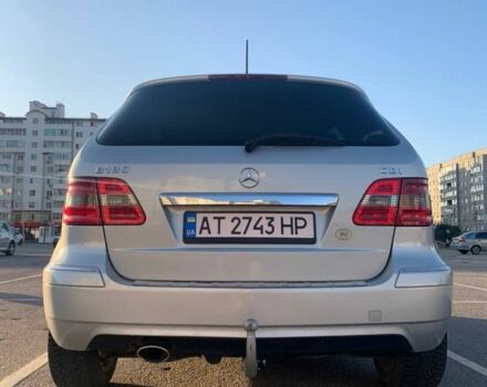 Сірий Мерседес 200, об'ємом двигуна 2 л та пробігом 280 тис. км за 7200 $, фото 5 на Automoto.ua