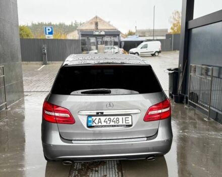 Мерседес 200 2012 в Володарке на Automoto.ua Серый Мерседес 200, объемом двигателя 1.8 л и пробегом 298 тыс. км за 14700 $, фото 1 на Automoto.ua