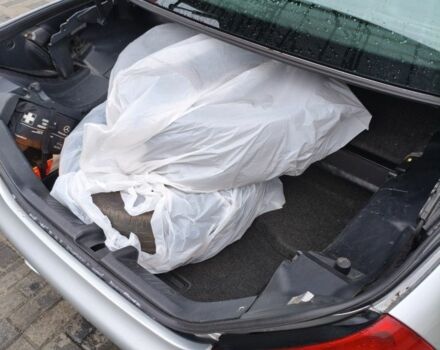 Сірий Мерседес 200, об'ємом двигуна 2 л та пробігом 194 тис. км за 6500 $, фото 6 на Automoto.ua