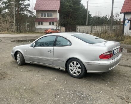 Серый Мерседес 200, объемом двигателя 2 л и пробегом 364 тыс. км за 2700 $, фото 5 на Automoto.ua