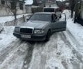 Сірий Мерседес 200, об'ємом двигуна 2 л та пробігом 300 тис. км за 350 $, фото 1 на Automoto.ua