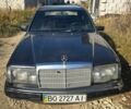 Серый Мерседес 200, объемом двигателя 2 л и пробегом 500 тыс. км за 1700 $, фото 2 на Automoto.ua