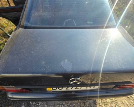 Серый Мерседес 200, объемом двигателя 2 л и пробегом 500 тыс. км за 1700 $, фото 10 на Automoto.ua