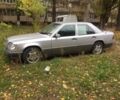 Серый Мерседес 200, объемом двигателя 2 л и пробегом 313 тыс. км за 4000 $, фото 1 на Automoto.ua