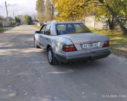 Сірий Мерседес 200, об'ємом двигуна 2 л та пробігом 300 тис. км за 1619 $, фото 3 на Automoto.ua