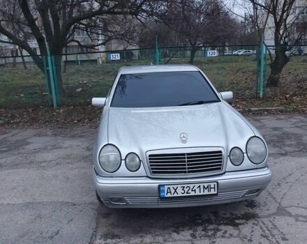 Серый Мерседес 200, объемом двигателя 2.8 л и пробегом 230 тыс. км за 2550 $, фото 4 на Automoto.ua