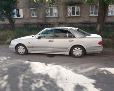 Серый Мерседес 200, объемом двигателя 0 л и пробегом 277 тыс. км за 1800 $, фото 6 на Automoto.ua
