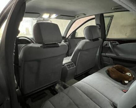 Сірий Мерседес 200, об'ємом двигуна 2.2 л та пробігом 400 тис. км за 3600 $, фото 3 на Automoto.ua