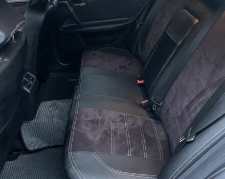 Серый Мерседес 200, объемом двигателя 2 л и пробегом 270 тыс. км за 3100 $, фото 6 на Automoto.ua