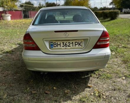 Серый Мерседес 200, объемом двигателя 0 л и пробегом 260 тыс. км за 3999 $, фото 11 на Automoto.ua