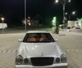 Серый Мерседес 200, объемом двигателя 2 л и пробегом 362 тыс. км за 3450 $, фото 16 на Automoto.ua
