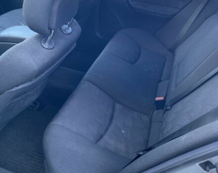 Сірий Мерседес 200, об'ємом двигуна 2 л та пробігом 362 тис. км за 3800 $, фото 4 на Automoto.ua