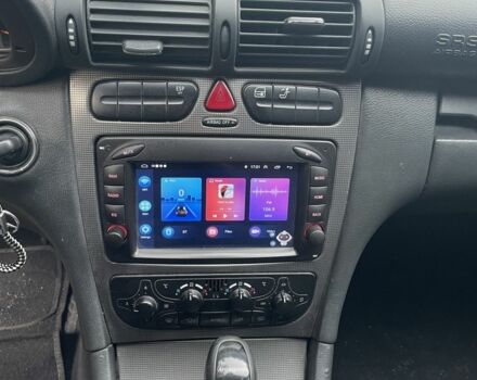 Сірий Мерседес 200, об'ємом двигуна 2 л та пробігом 300 тис. км за 3900 $, фото 12 на Automoto.ua