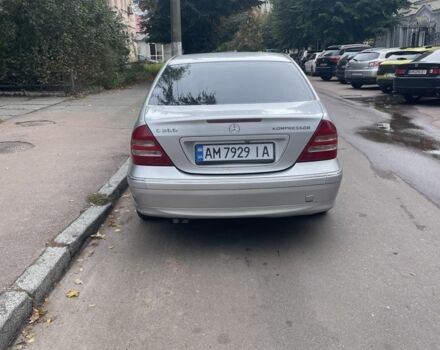 Сірий Мерседес 200, об'ємом двигуна 2 л та пробігом 300 тис. км за 3900 $, фото 5 на Automoto.ua