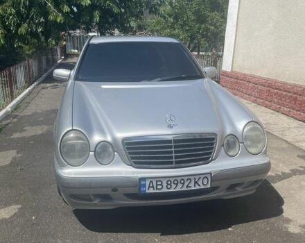 Сірий Мерседес 200, об'ємом двигуна 2 л та пробігом 400 тис. км за 3900 $, фото 10 на Automoto.ua