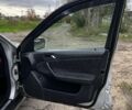 Серый Мерседес 200, объемом двигателя 2 л и пробегом 343 тыс. км за 4700 $, фото 7 на Automoto.ua