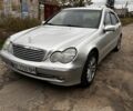 Серый Мерседес 200, объемом двигателя 2 л и пробегом 343 тыс. км за 4700 $, фото 1 на Automoto.ua