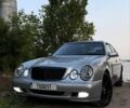 Серый Мерседес 200, объемом двигателя 2 л и пробегом 343 тыс. км за 5750 $, фото 1 на Automoto.ua