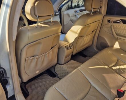 Сірий Мерседес 200, об'ємом двигуна 2 л та пробігом 230 тис. км за 4200 $, фото 7 на Automoto.ua