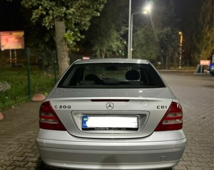 Сірий Мерседес 200, об'ємом двигуна 2.2 л та пробігом 320 тис. км за 2100 $, фото 6 на Automoto.ua