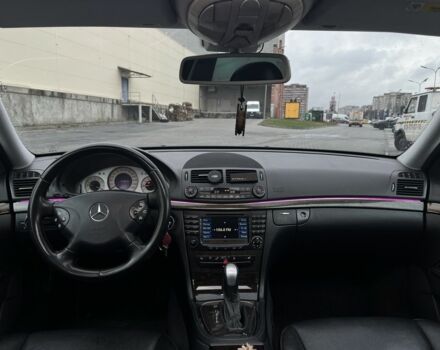 Серый Мерседес 200, объемом двигателя 1.8 л и пробегом 400 тыс. км за 6300 $, фото 4 на Automoto.ua