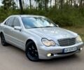 Серый Мерседес 200, объемом двигателя 1.8 л и пробегом 305 тыс. км за 4494 $, фото 1 на Automoto.ua