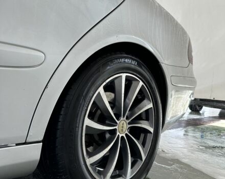 Серый Мерседес 200, объемом двигателя 2.2 л и пробегом 307 тыс. км за 4602 $, фото 21 на Automoto.ua