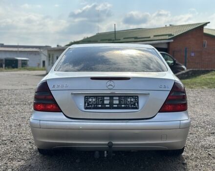 Серый Мерседес 200, объемом двигателя 2.2 л и пробегом 307 тыс. км за 4602 $, фото 18 на Automoto.ua