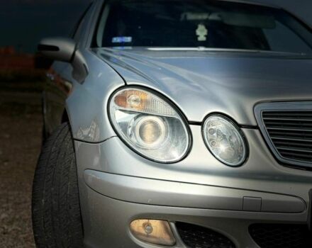 Серый Мерседес 200, объемом двигателя 2 л и пробегом 309 тыс. км за 2999 $, фото 2 на Automoto.ua