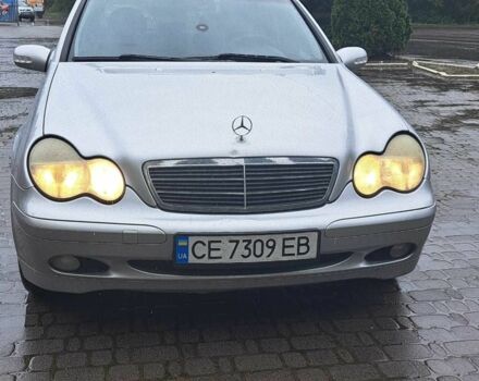 Сірий Мерседес 200, об'ємом двигуна 2.1 л та пробігом 340 тис. км за 4600 $, фото 3 на Automoto.ua
