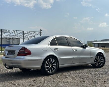Серый Мерседес 200, объемом двигателя 2.2 л и пробегом 307 тыс. км за 4602 $, фото 5 на Automoto.ua