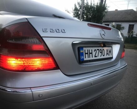 Сірий Мерседес 200, об'ємом двигуна 1.8 л та пробігом 300 тис. км за 5700 $, фото 7 на Automoto.ua