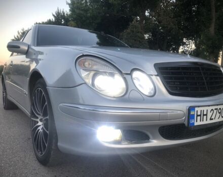 Сірий Мерседес 200, об'ємом двигуна 1.8 л та пробігом 300 тис. км за 5700 $, фото 5 на Automoto.ua