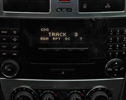 Серый Мерседес 200, объемом двигателя 2.2 л и пробегом 260 тыс. км за 8500 $, фото 23 на Automoto.ua