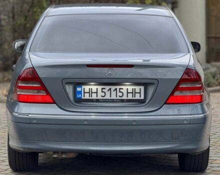 Серый Мерседес 200, объемом двигателя 2.2 л и пробегом 260 тыс. км за 8500 $, фото 6 на Automoto.ua