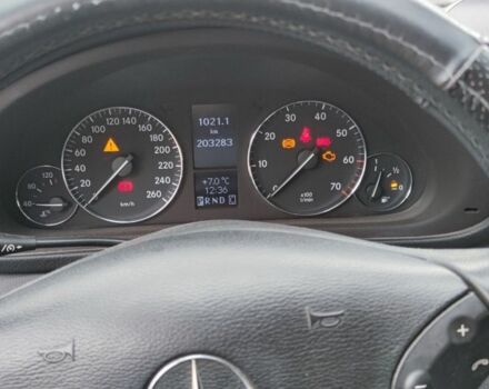 Сірий Мерседес 200, об'ємом двигуна 1.8 л та пробігом 203 тис. км за 7199 $, фото 6 на Automoto.ua