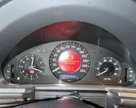 Серый Мерседес 200, объемом двигателя 1.8 л и пробегом 373 тыс. км за 2950 $, фото 23 на Automoto.ua