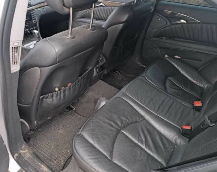 Серый Мерседес 200, объемом двигателя 1.8 л и пробегом 207 тыс. км за 7000 $, фото 15 на Automoto.ua