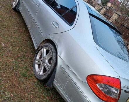 Серый Мерседес 200, объемом двигателя 1.8 л и пробегом 207 тыс. км за 7000 $, фото 1 на Automoto.ua