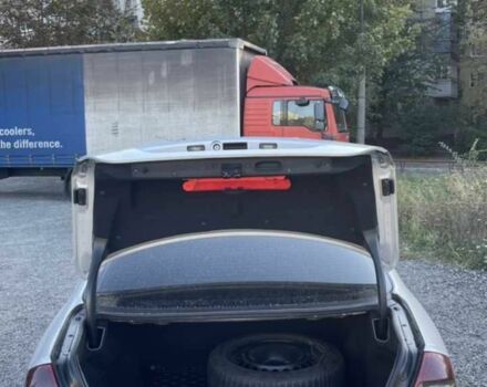 Серый Мерседес 200, объемом двигателя 2.1 л и пробегом 345 тыс. км за 9500 $, фото 10 на Automoto.ua