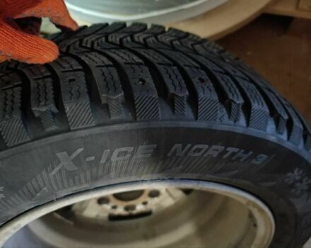 Серый Мерседес 200, объемом двигателя 1.8 л и пробегом 207 тыс. км за 7000 $, фото 9 на Automoto.ua