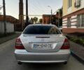 Серый Мерседес 200, объемом двигателя 1.8 л и пробегом 325 тыс. км за 8000 $, фото 7 на Automoto.ua
