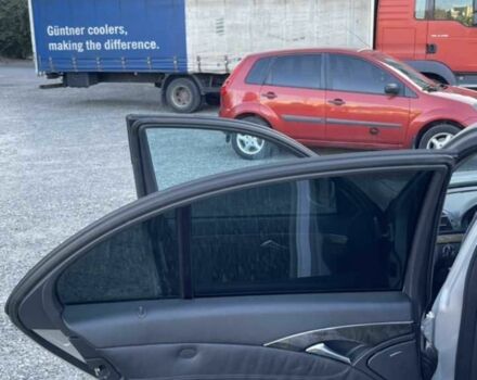 Серый Мерседес 200, объемом двигателя 2.1 л и пробегом 345 тыс. км за 9500 $, фото 13 на Automoto.ua